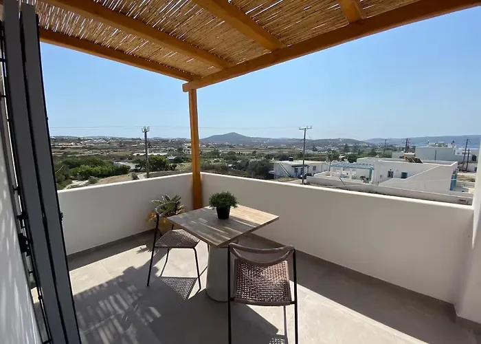 Magma Milos Iii Adamantas (Milos)